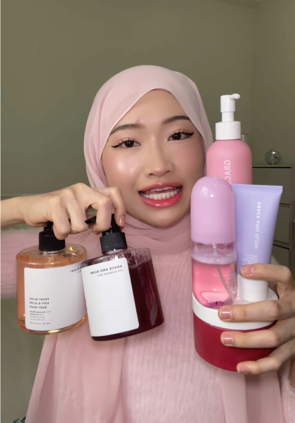 Aaaaa worth it gila!!! @Grace and Glow Malaysia #graceandglow #graceandglowbundle #bodycareroutine #bodycareviral 