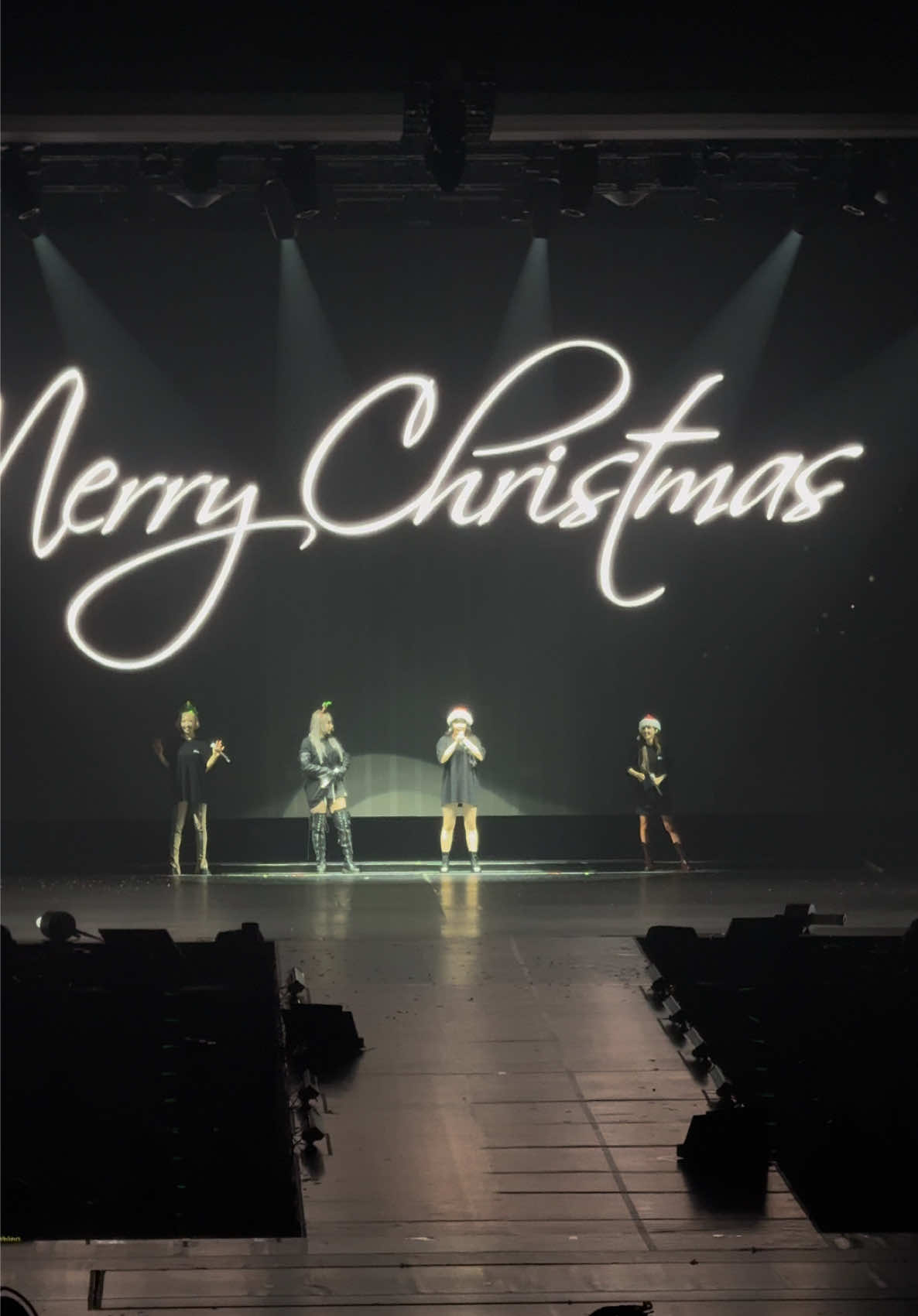 2NE1 - All I Want for Christmas Is You (Mariah Carey cover) live in Singapore! 🎅🏻 Such a suprising encore, especially Bom’s opening! 🥹 - #FYP #Concert #2NE1 #2NE1inSG #2NE1inSingapore #2NE1WelcomeBack #WelcomeBack #BlackJacks #Nolza #AllIWantforChristmasIsYou #Cover #Encore 