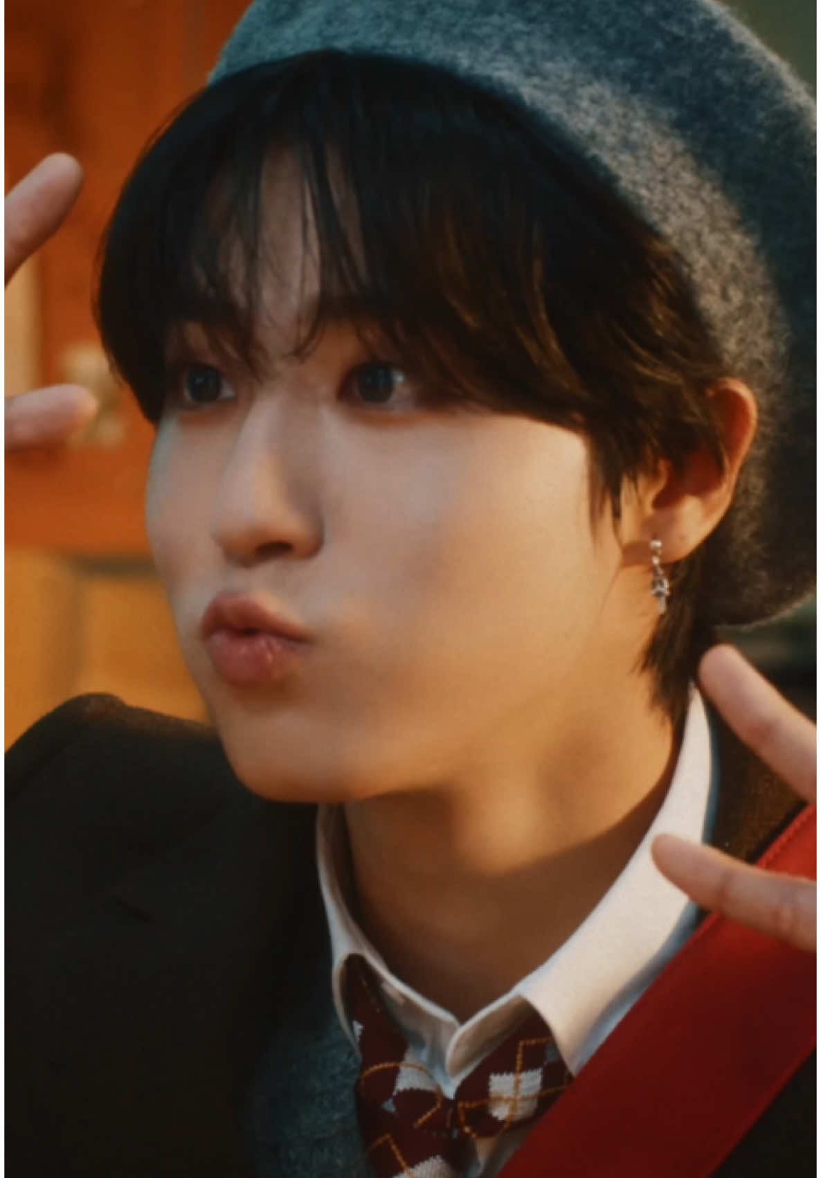 Stray Kids JAPAN 2nd Album『GIANT』 「Christmas Love」 MV Shorts (HAN ver.) #StrayKids #スキズ #HAN #ハン #スキズ_2nd_Album #JAPAN_2nd_Album #SKZ_ChristmasLove