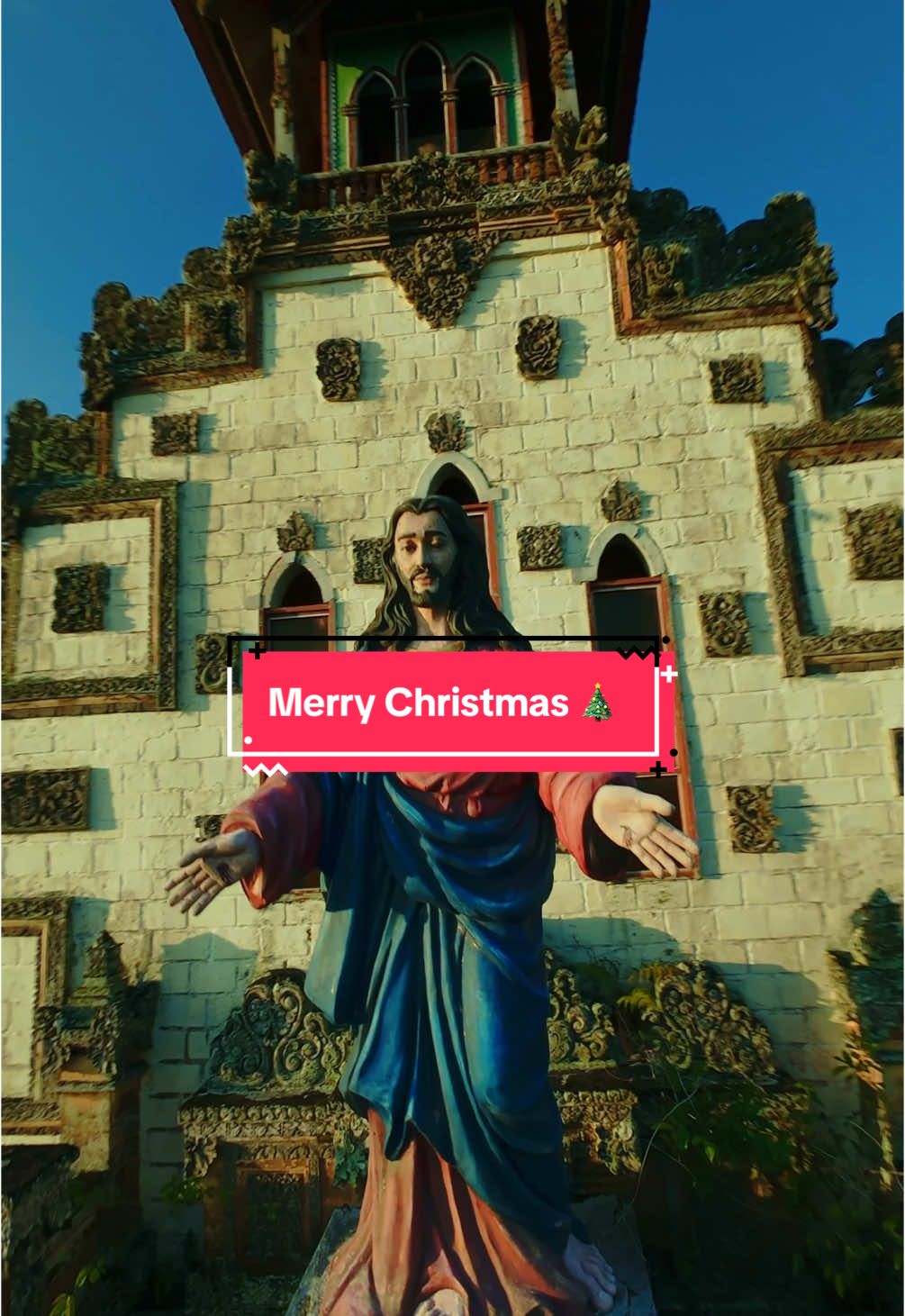 Open your hands, and feel the love of Christmas 🎄🎅 • #church #christmas #fpvdrone #dji #djiglobal #djiavata2 #churchbali #gereja #gerejakatolik #gerejakatolikbali