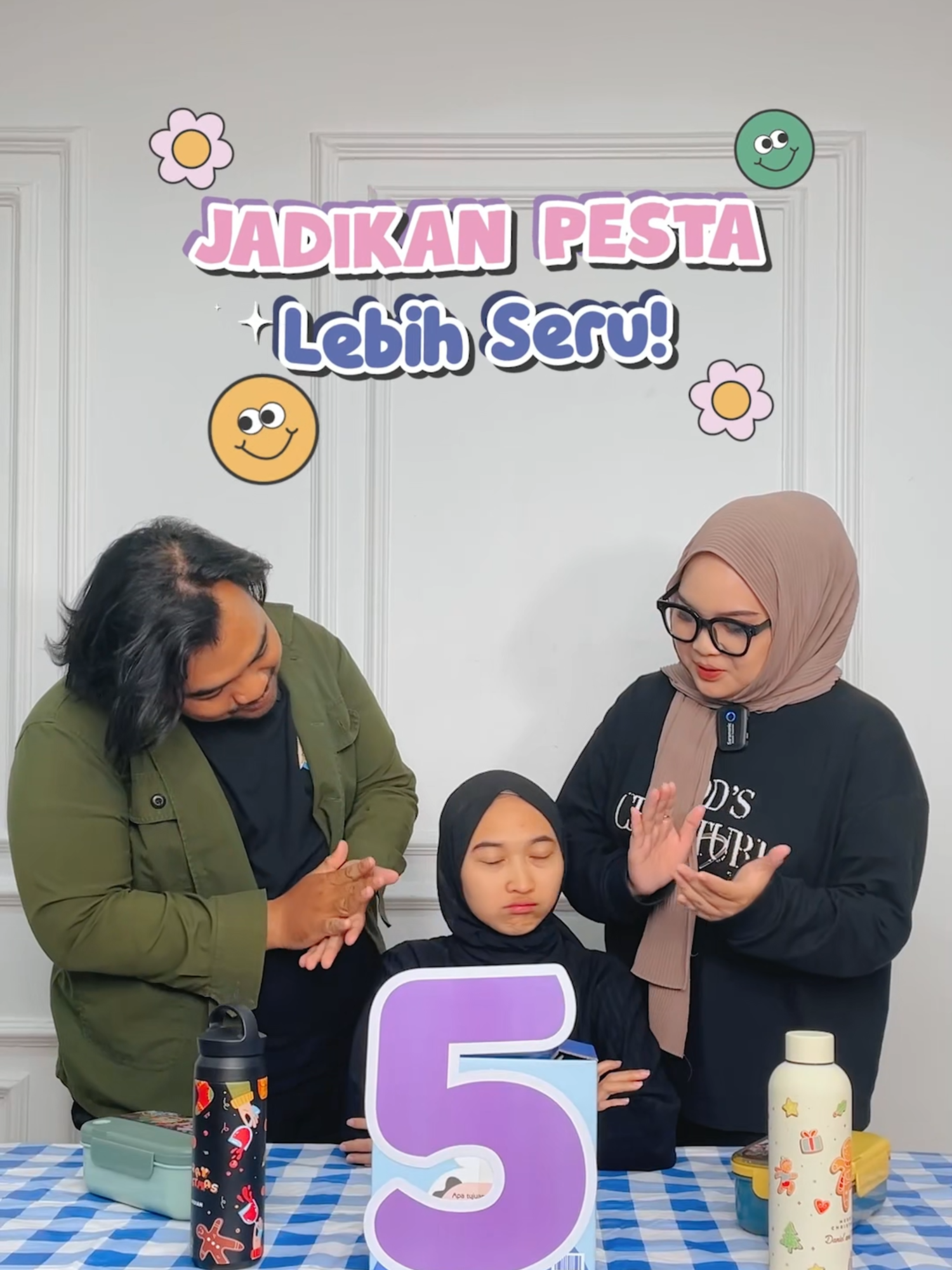 Ingin memberikan pesta ulang tahun yang tak terlupakan untuk si kecil? Dengan photobooth standee ,keceriaan si kecil dan teman-temannya yang penuh kebahagiaan, berpose dengan berbagai properti lucu dan latar belakang yang penuh imajinasi dari costum karakter favorit, setiap detail akan membawa mereka ke dalam dunia yang tak hanya menyenangkan, tetapi juga penuh dengan keajaiban🌟 Ajak teman-teman si kecil untuk berpose sepuasnya, saling berbagi tawa, dan ciptakan kenangan indah yang akan selalu teringat! Jangan lupa, photobooth ini adalah cara sempurna untuk memperindah setiap sudut pesta dan menambah keseruan sepanjang acara. Siapkan diri untuk momen-momen penuh warna yang tak akan terlupakan! 🎈📸 #fyp #diskon #anak #happy #viral #event #standee #CustomStandee