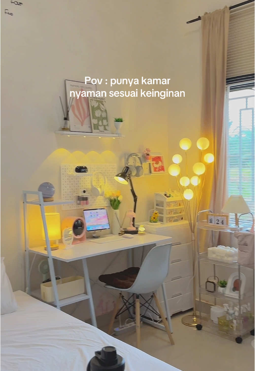 #RoomTour #kamaraesthetic #kamartidur #kamarestetik 