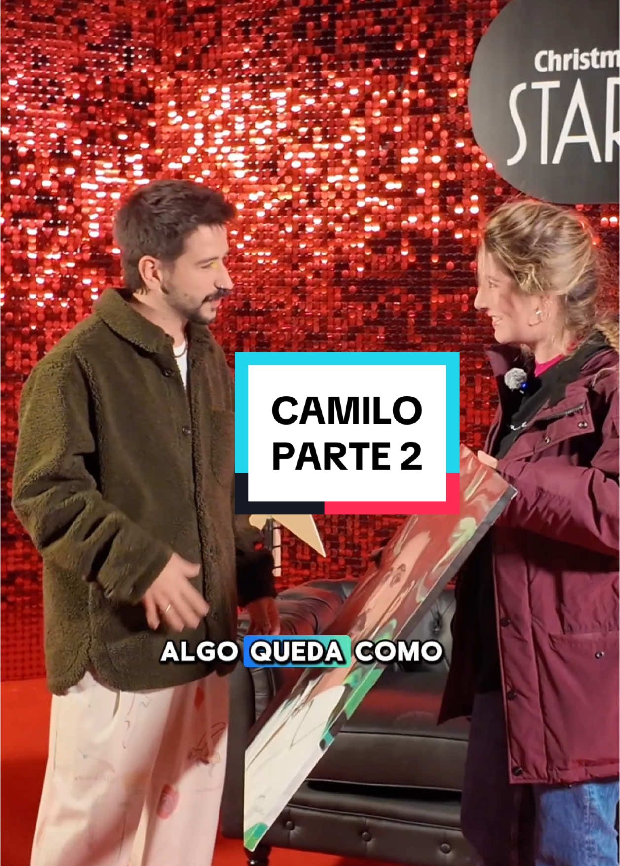 Parte 2 dandole el cuadro a @Camilo ,muchísimas gracias a todos! Y FELIZ NAVIDAD🎄🎁 #pintandouncuadroenelconcierto #pintandouncuadroenlafiladelconcierto #pintandouncuadroenlacoladelconcierto #camilo #starlite #artistsoftiktok 