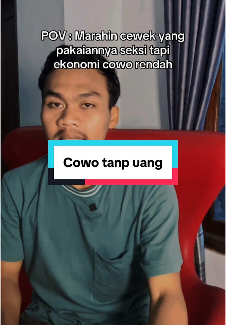 Pov marahin cewek ketika keluar pakai pakaian seksi