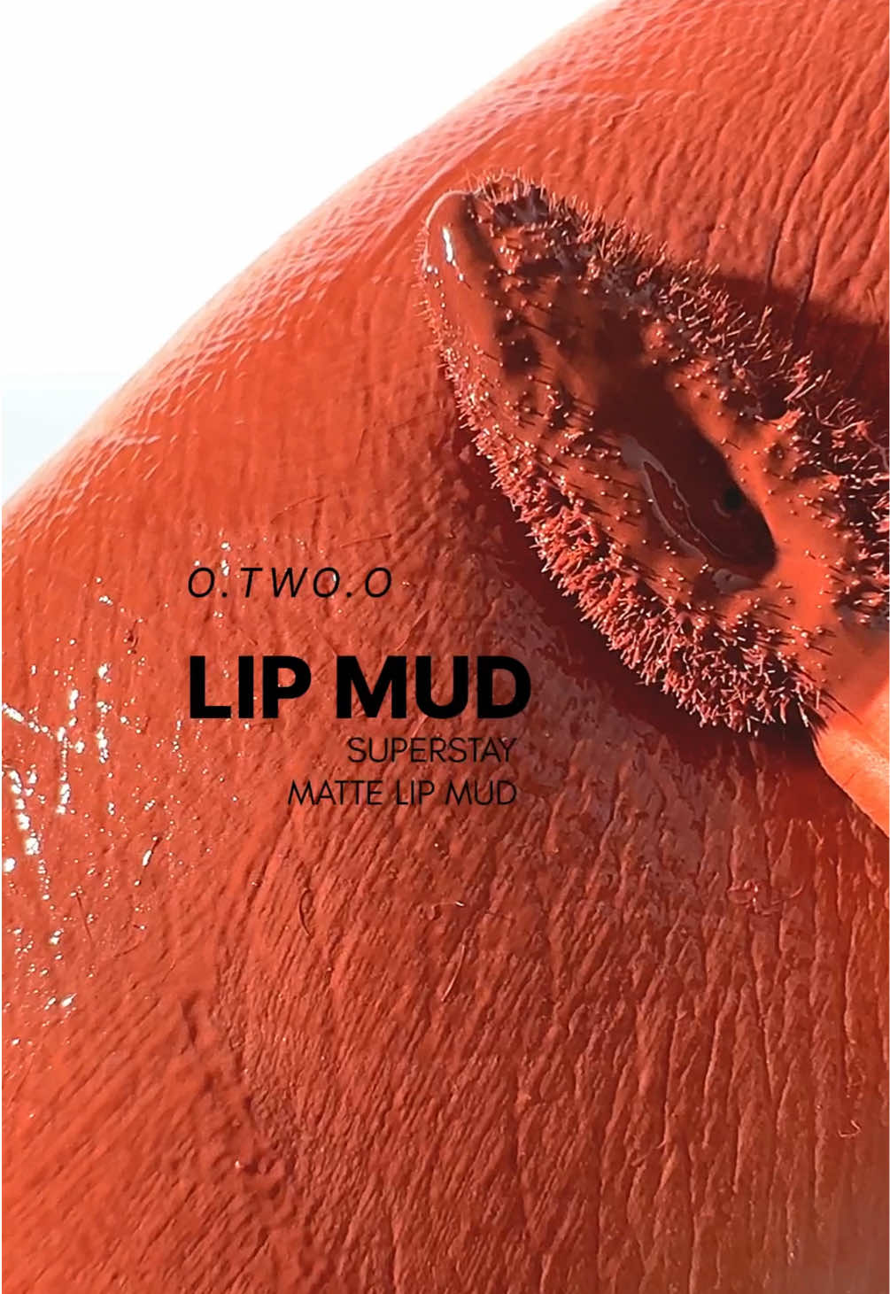 syah paling suka texture lip mud ni, velvet & creamy gitu ✨ #lipmud #mattelipmud #otwoo #otwoolipmud #otwoomy 