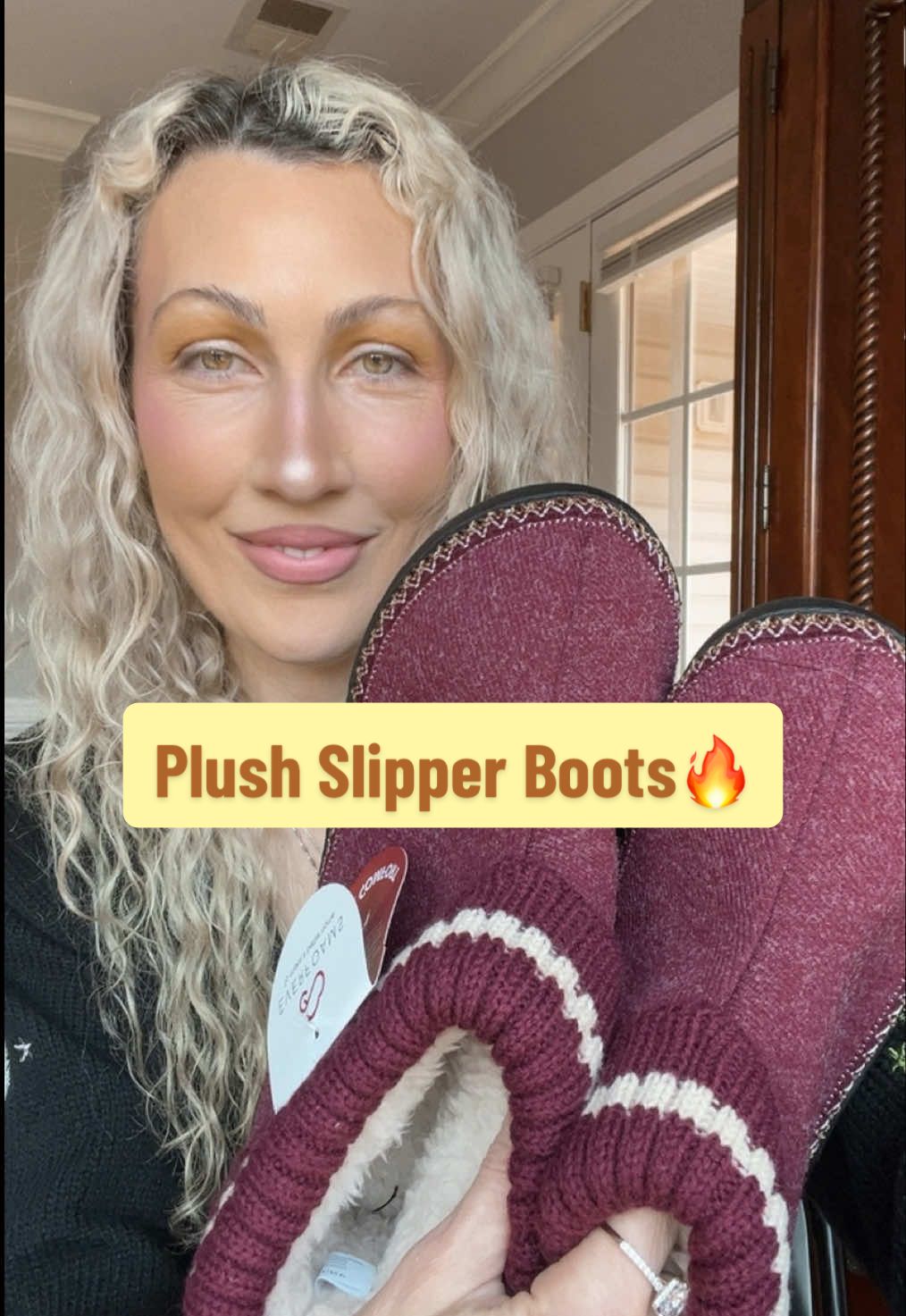 These slipper booties are so soft & warm! I recommend going up one size if you have wide feet. I got the color wine burgundy. #slippershoes #slippers #winterfashion #boots #houseshoes #shoes #shoeschallenge #wintershoes #winterstyle #slipperboots #plushslippers #plushboots #warmslippers #cozyvibes #cozyandwarm #warmandcozy #fashionlookbook #winterwardroberefresh #winterfinds #tiktokshoplastchance #tiktokshopnewyearnewaura #spotlightfinds #treasurefinds #newyearnewaura #tiktokshopyearendsale #toptierdecember #giftideas #giftguide #TikTokShop #tiktokfinds #tiktokshopholidaydeals #tiktokshopholidayhaul #tiktokmademebuyit #trendingshoes #trending #fypシ #foryourpage #foryoupage❤️❤️ #viraliza 