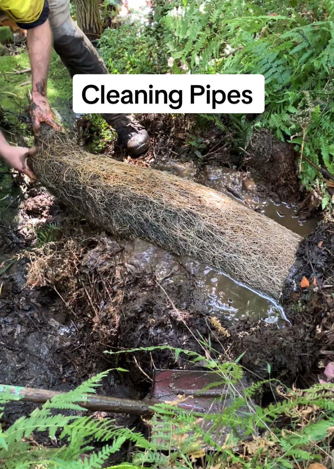 Unclogging drains!so good!😱#uncloggingdrains #asmr #fyp #oddlysatisfying #satisfying #pipe #cleaning #cleaningpipes #cleaningdrains #tiktokviral #relax #asmrvideo #asmrsounds 