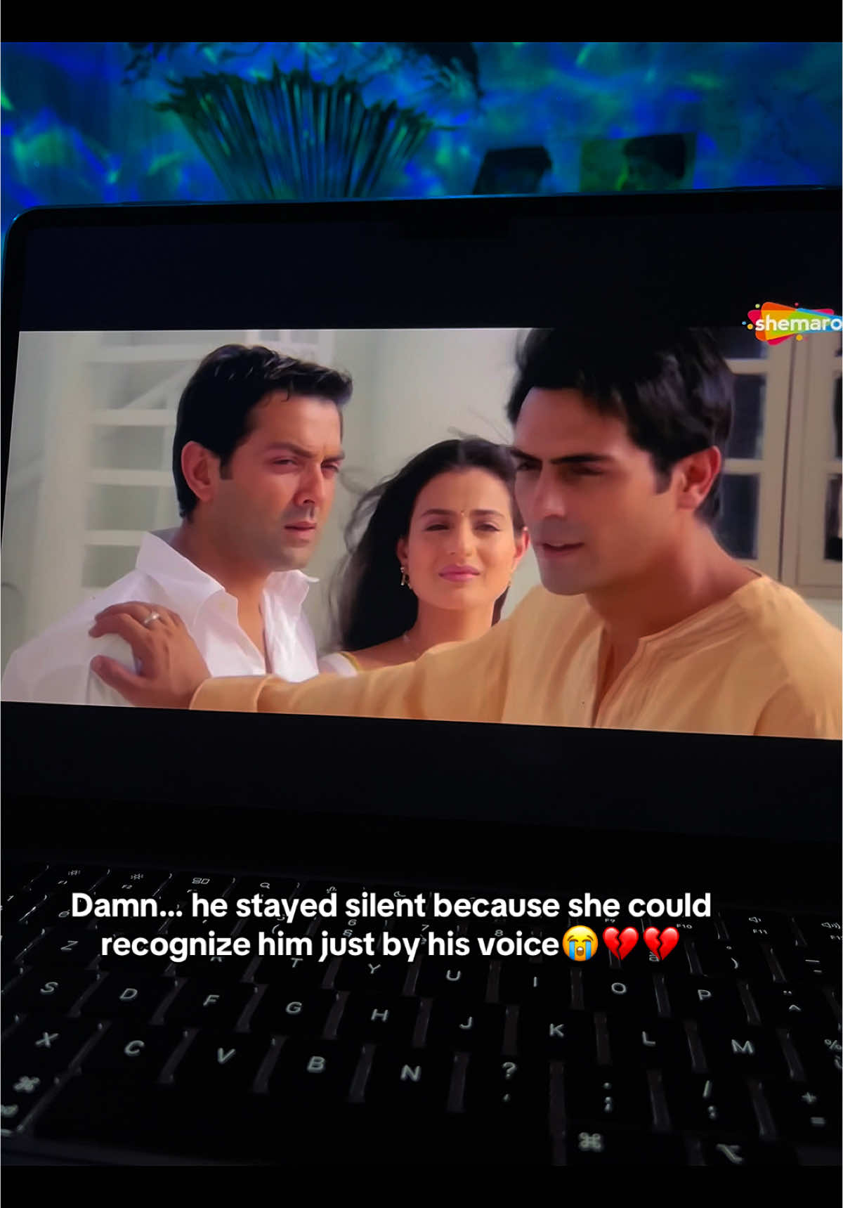 He chose silence, knowing she’d recognize the love in his voice😭💔 #HumkoTumsePyaarHai#BobbyDeol#AmeeshaPatel#ArjunRampal#Bollywood#movie#song#Love#live#srk#khan#paris#netflix#prime#fyp#tiktok#pourtoi#edit#k#culpamia#asmr 