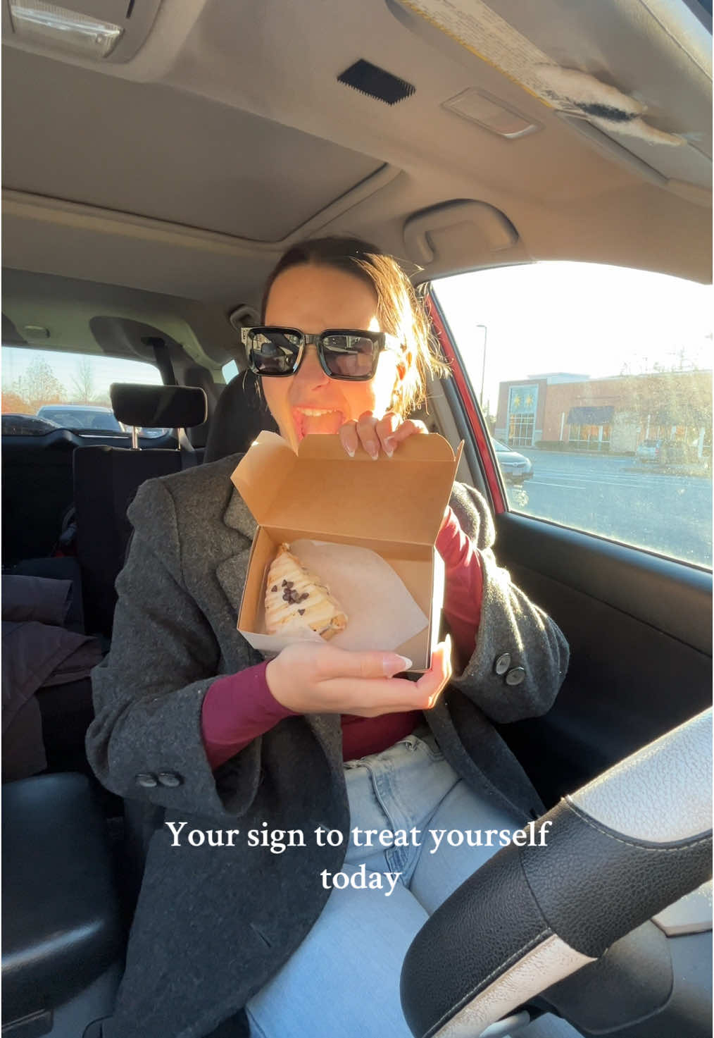 Your sign to treat yourself today 🫶🏼 #treatyourself #treatyourselftoday #sweettreats #sweettreat 
