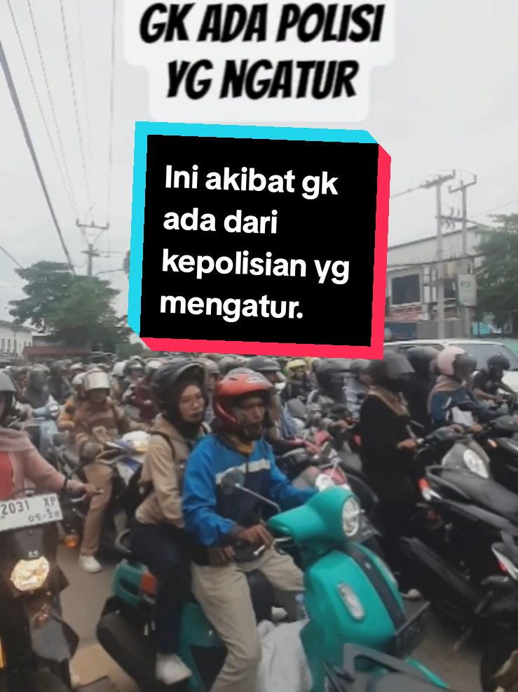 Mengapa setiap Menjelang liburan karyawan pt.taekwang, jalanan selalu macet parah,ditambah yg mengatur lalulintas hanya ada dari disuub 1 org dan satpam pabrik namun dari polisi lalulintas tdk ada makanya jdi semerwut dan menjadi macet parah..#jalan #macet #pttaekwang #karyawan #kabupaten #subang 