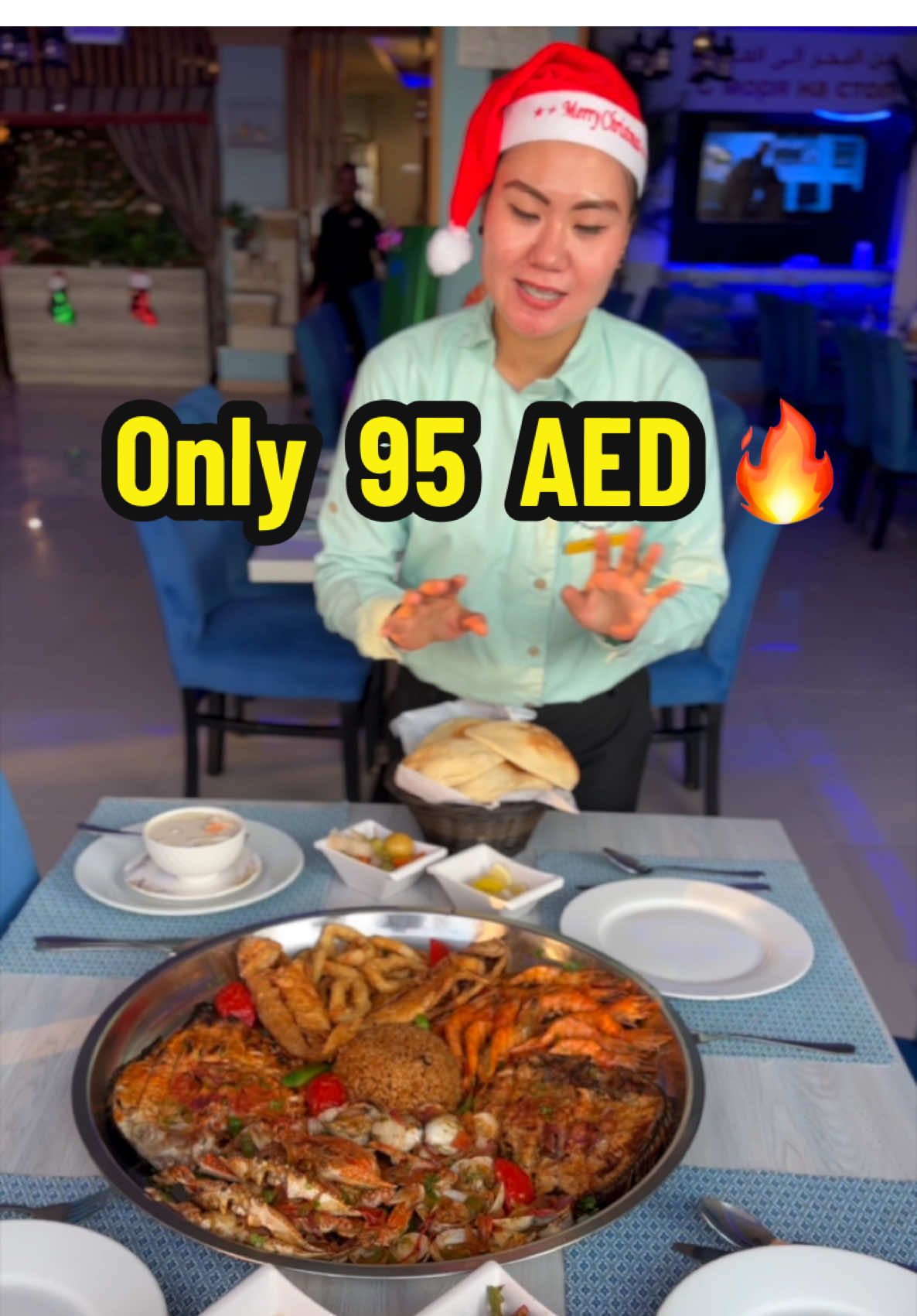 All this only 95 AED in Wednesdays only in Estarkouza restaurant ajman  #ajman #offer #deal #seafood #restaurant #tiktok #viral #trending #foryou #moreviews #video #reels 