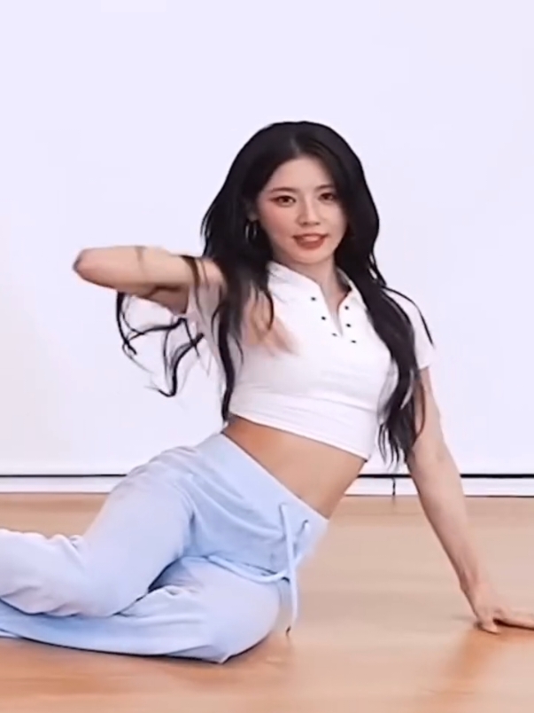 damagenya 🥵🔥🤍 #miyeon #gidle #fyp 