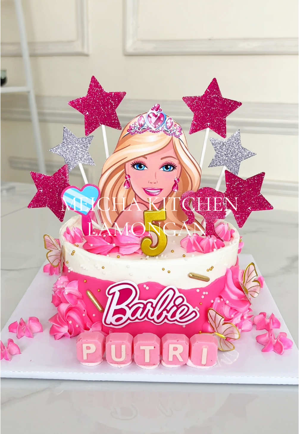 Cake barbie pinky #cakelamongan #tartlamongan #brownieslamongan #kuelamongan #kueultahlamongan #kuetartlamongan #kueulangtahunlamongan #customcakelamongan #tartkarakterlamongan #koreancakelamongan #lunchboxlamongan #bentocakelamongan #cakefondantlamongan #tartfondantlamongan #lamongan #lamonganhits 