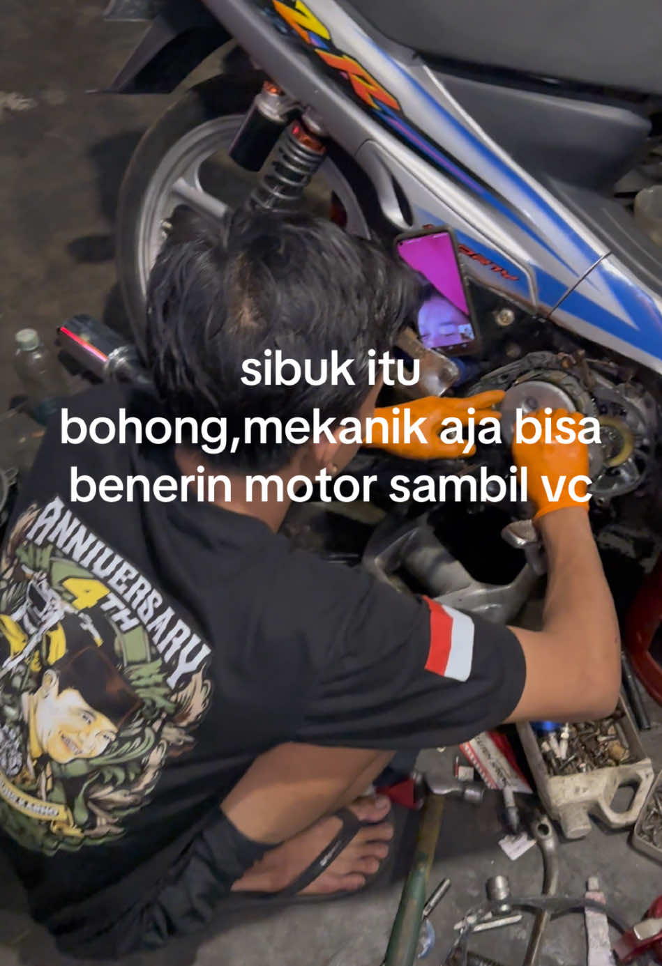 pesona cowok bau oli ❤️‍🔥 #fypp #fypシ #mekanikmotor #malang #mekaniktiktok 