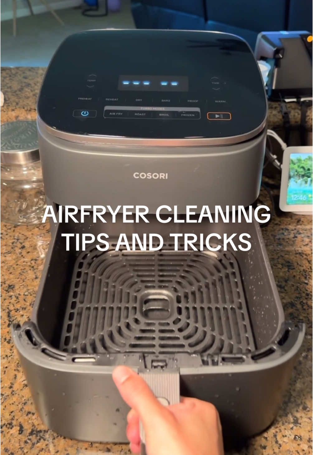 Life hack for cleaning a air fryer! #airfryer #cleaninghack #cleanhack #LifeHack #cleaningtips #useful #cleaning #CleanTok #momlife #momtips 