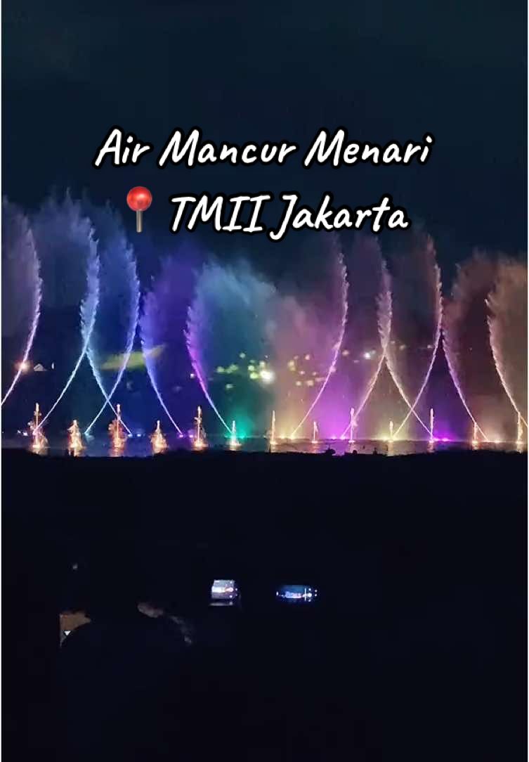 Ini karya anak bangsa lho beb ❤️ Order tiket di lokasi aku lebih hemat beb ❤️ #tmii #tamanmini #airmancur #tempatwisata #droneshow 