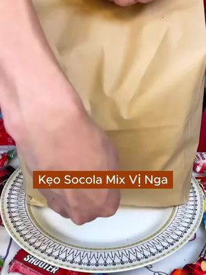 GIẢM 40% 1 THÙNG Kẹo NGA Socola Mix 10 Vị - Socola Hạnh Nhân