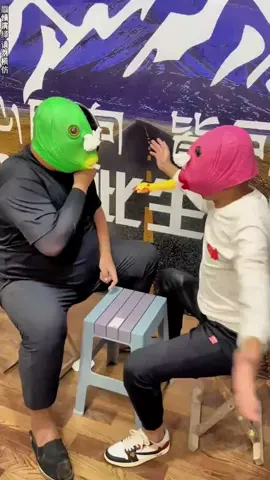 Invite your friends to watch the blind guessing challenge and the standing bottle challenge #fungame #funnytiktok #funnyvideos #foryou #teamfunny2024 