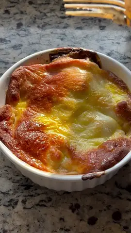 CHICKEN POT PIE @sometimes_keto_jrae #ketokiick #ketofriendly #ketorecipe #ketorecipes #ketolifestyle #ketolife #ketoforbeginners #keto #ketosis #ketones #ketodiet  Chicken Pot Pie: 1 1/2 cup rotisserie chicken 1 1/2 cup homemade cream of mushroom 1 can veg all For the crust - 1 1/2 cup shredded mozzarella 2 tablespoons cream cheese 2/3 cups almond flour Microwave cheese and cream cheese for 60 second, stir in almond flour and flatten out. Place on top of pot pie. Top with egg wash and bake at 350 for 20 minutes.