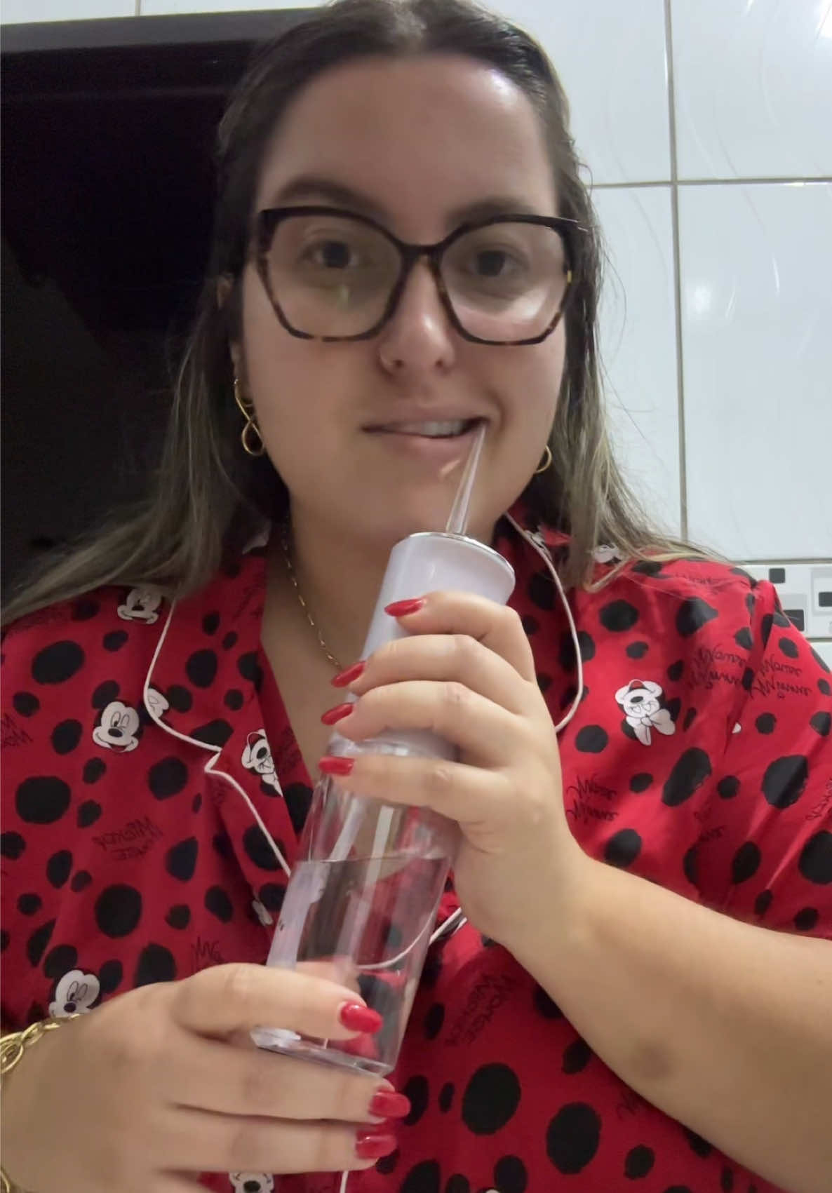 E no episodio de hoje do surtos da madrugada: 🫣💦🦷 #waterpick #fiodental #waterpik #higienebucal #dentista #shopee #achadinhosdashopee 