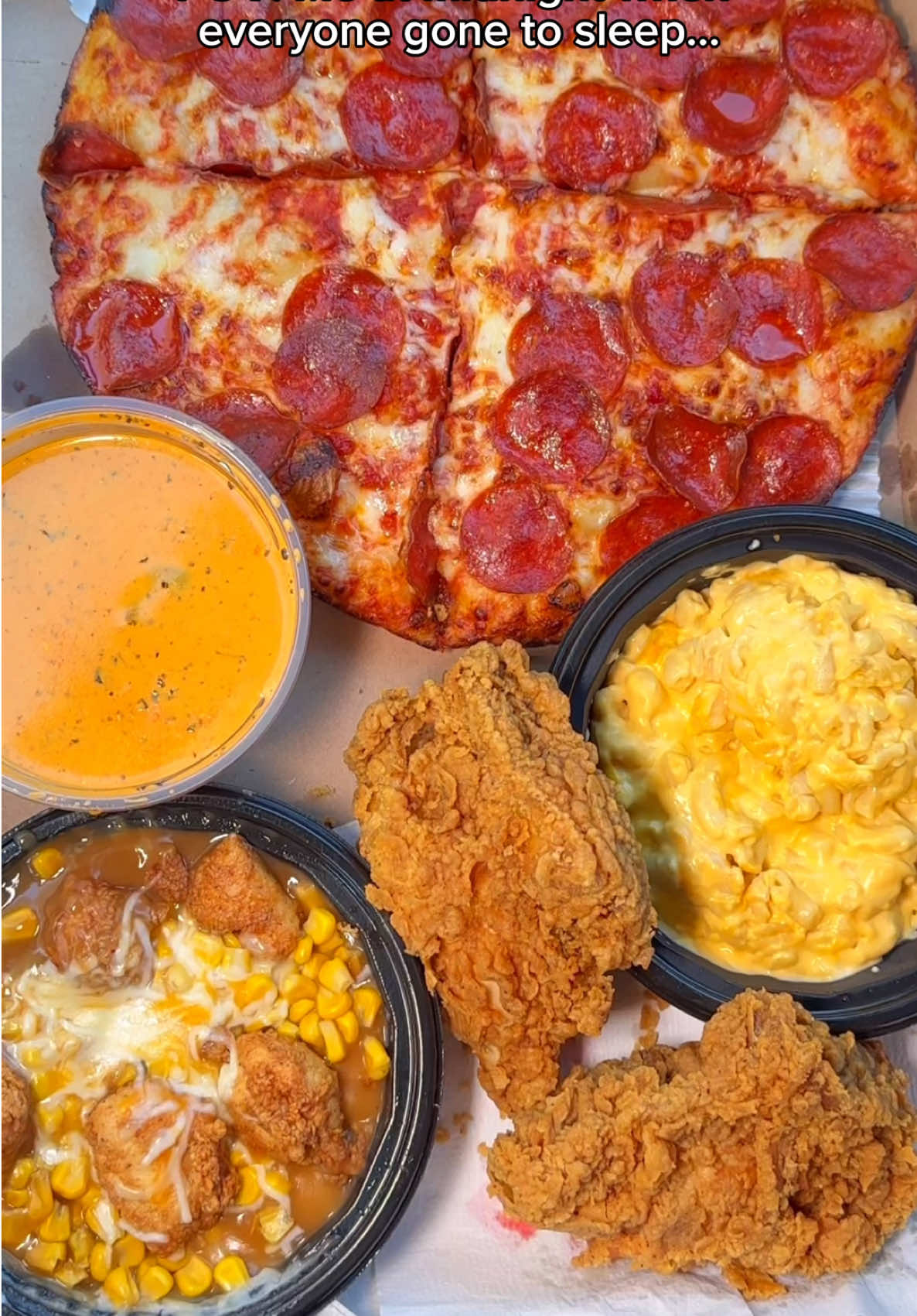 Me at midnight when everyone gone to sleep… #food #eating #mukbang #pizza #friedchicken #butterchicken #indianfood #macandcheese #cheese #asmr #satisfy 