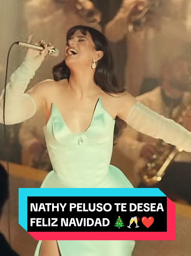 Nathy Peluso - Copa Glasé 🥂🎄❤️ #NathyPeluso #Navidad #merrychristmas #FelizNavidad #Tiktok #Viral #Argentina #España #Parati #Musica 