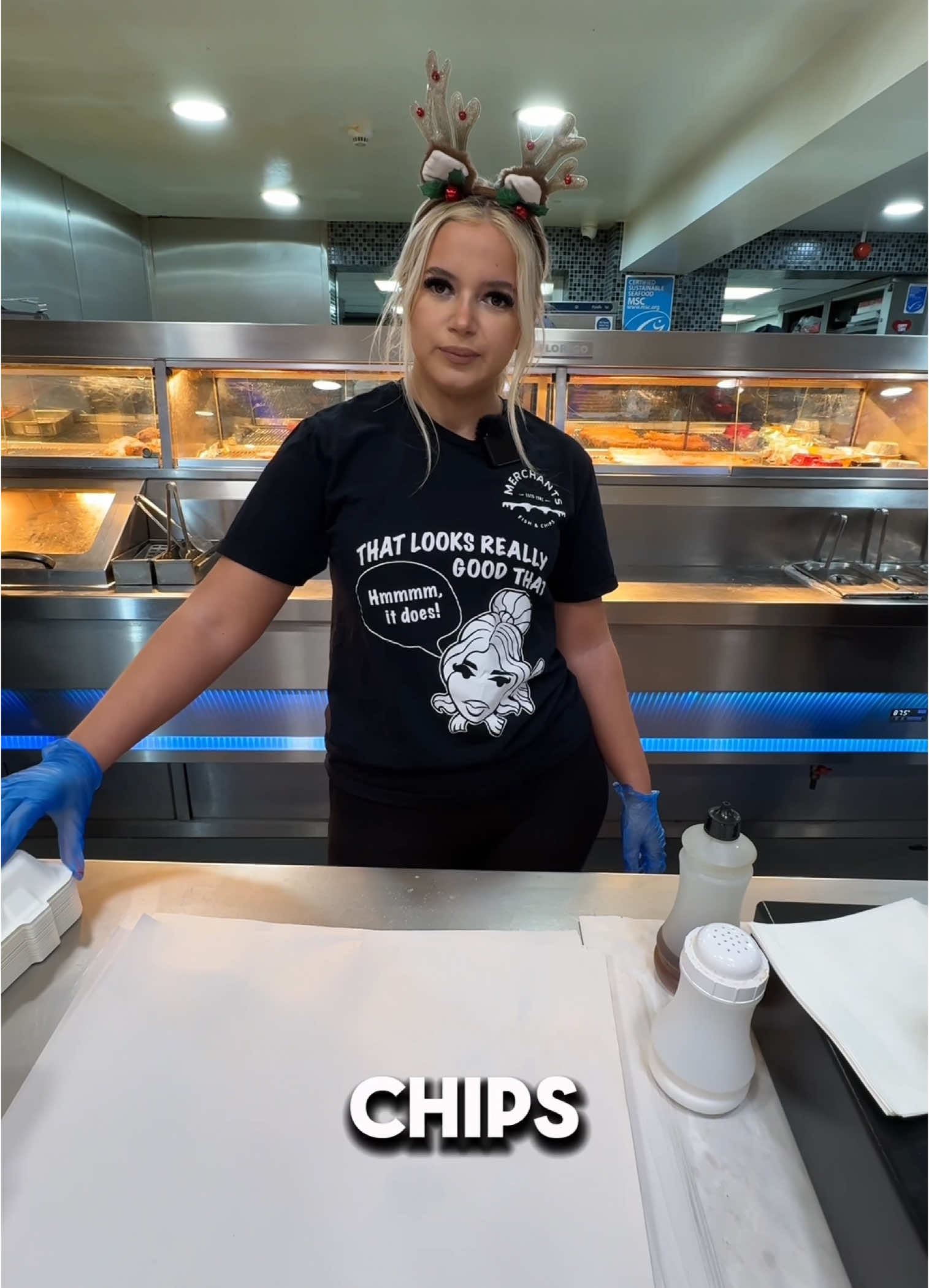 Ordering Chicken Chunks & Chips From Chip Shop Diva! Who’s excited for Christmas?  @Dest @MitchsPOV  - #fishandchips #fish #Foodie #food #seafood #chips #foodporn #instafood #takeaway #merchantsfishbar #foodstagram #foodblogger #eatlocal #dinner #merchantschippygirl #chipshopdiva #delicious #yummy #chippytea #fishnchips #tasty #supportlocal #chippychips #restaurant #viral #fyp 