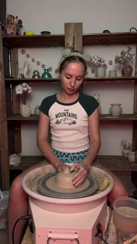 Touch, spin, create 🫶🏻 #pottery #potterygirl #ceramic #relaxing #clay #asmr 