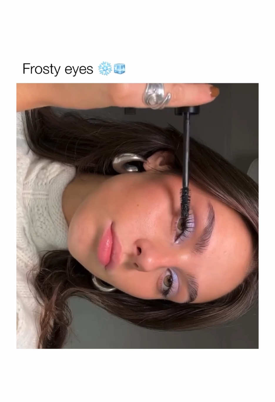 Share this with a friend❄️😍 @Mills 🤍 #eyemakeup 