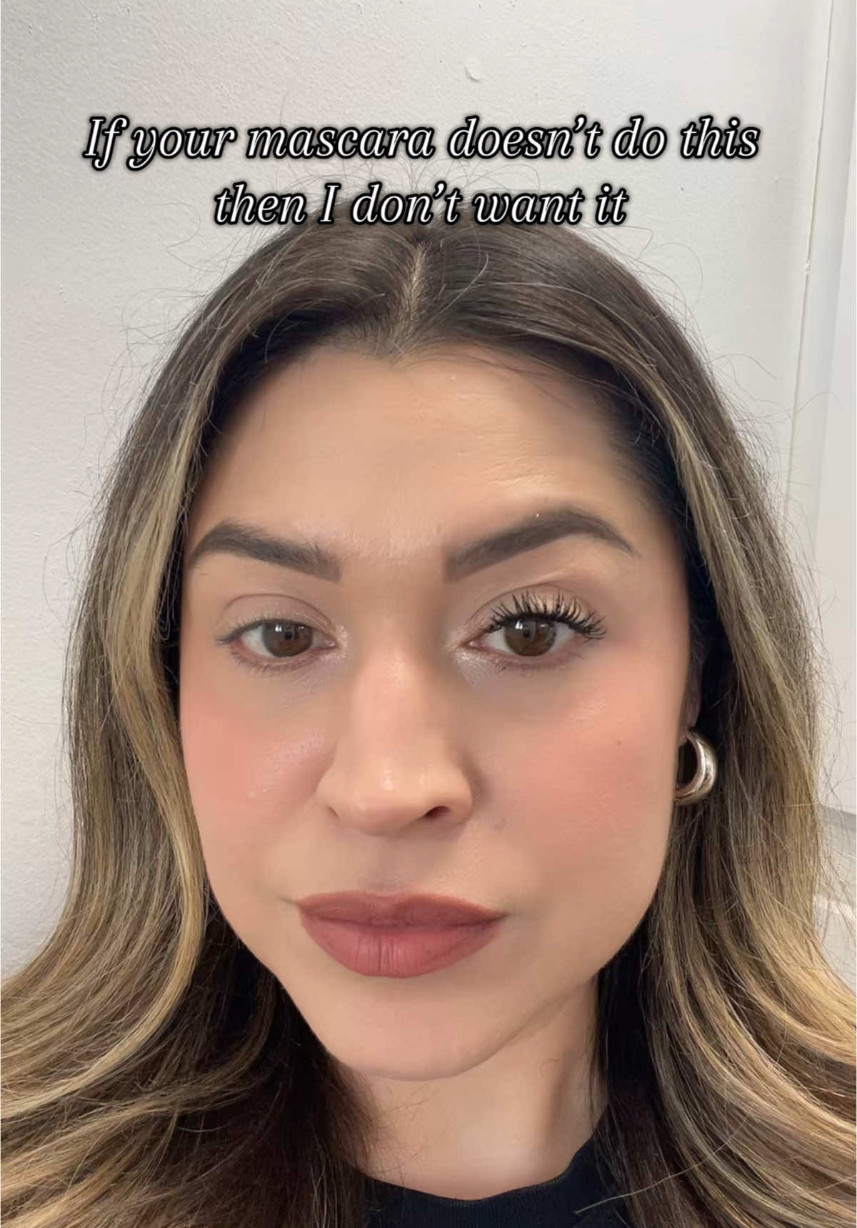 I’m telling you this mascara is it ! 👀 #creatorsearchinsights #microinfluencer #latinacontentcreator #latinacontentcreators #contentcreators #mascarareview #mascaratutorial #mascaratok #lorealmascara #lorealparis 