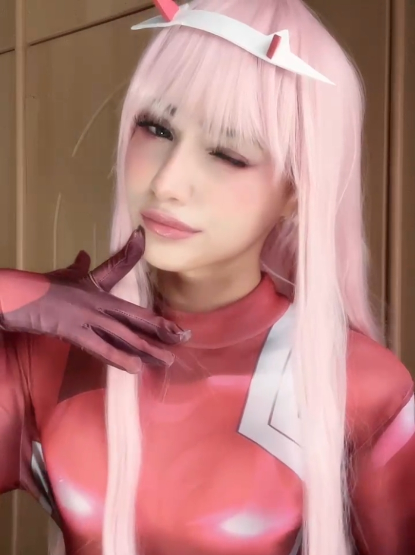 #zerotwo #cosplay #viral #fyp #foryou #alt #cute #swim 