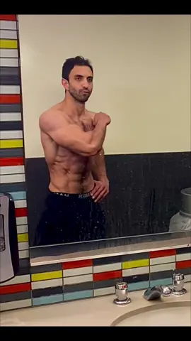 #fyppppppppppppppppppppppp #nyc #الشعب_الصيني_ماله_حل😂😂 #شعر #sports #standwithkashmir #bodybuilding #back #usa_tiktok #tutorial #trends #اكسبلورexplore #onepiece #Fitness #b