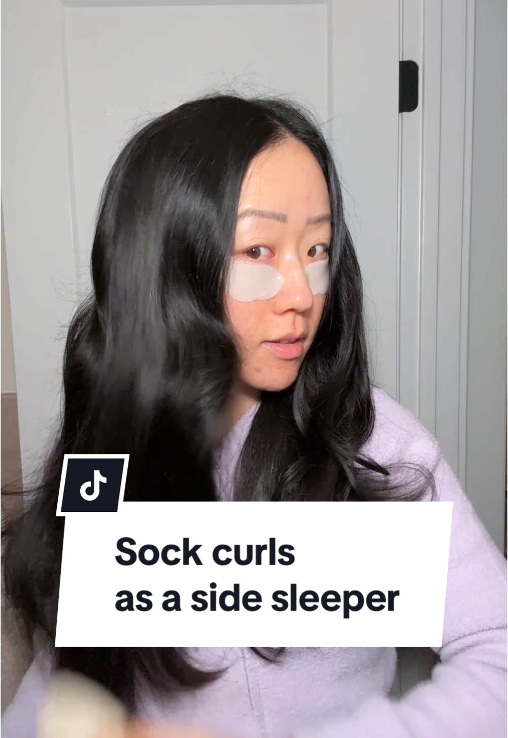 Not my FYP gaslighting me into thinking I can do sock curls 😆 THISSS is why I've been reaching for my Dyson Airwrap every time after I wash my hair! It's so much easier to get a blowout this way and you can actually SEE the results. Versus with sock curls, once your hair is rolled into the sock, you don't know what the final result looks like until the next morning when it's (potentially) too late 😖 Have you gotten sock curls to work for you? @florence by mills eye patches & hoodie #sockcurls #sidesleeper #heatlesswaves #heatlesscurls #beautymeme 