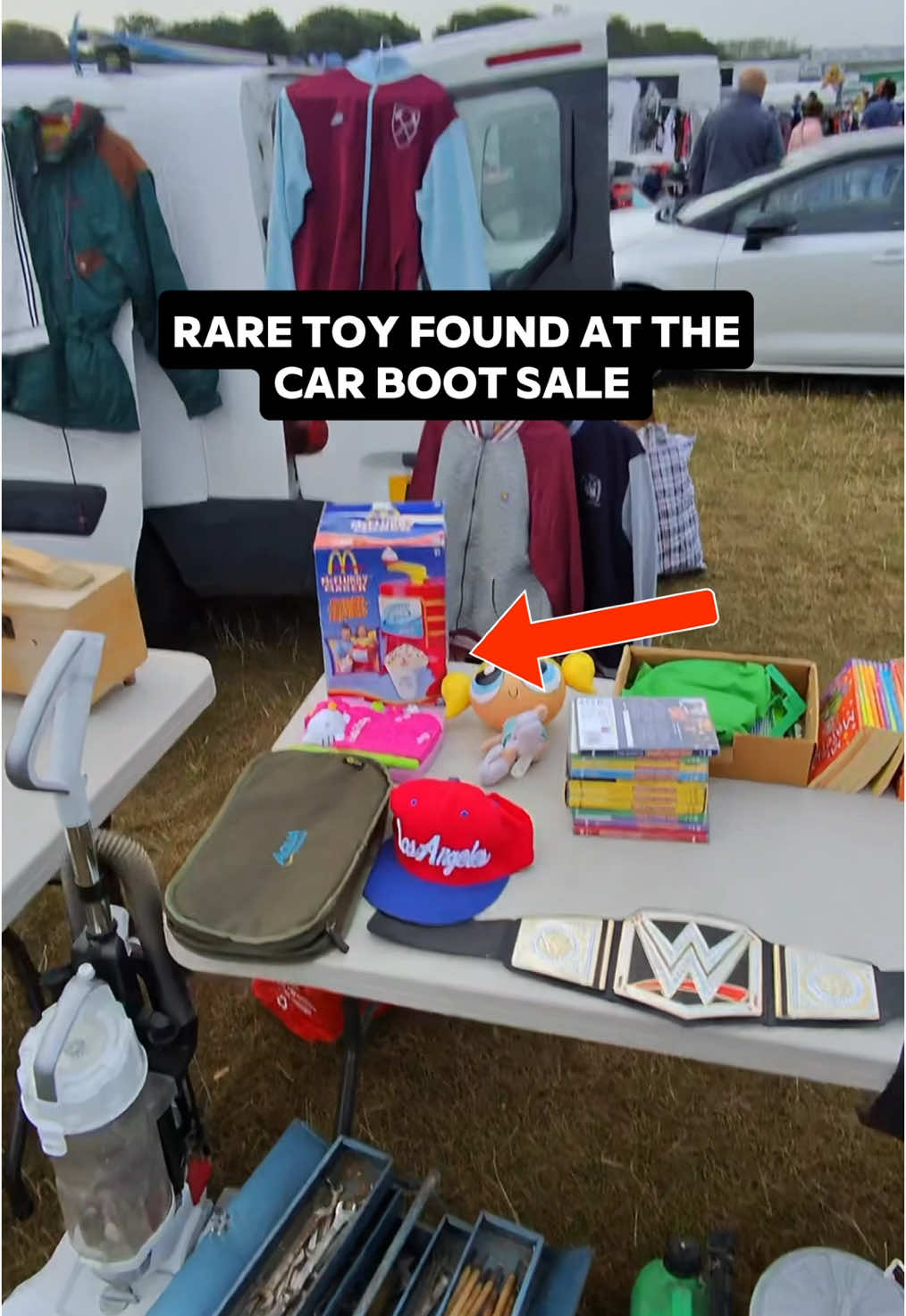 This was a nice find! #Carboot #carbootsale #carbootfind #carbootfinds #carbooting #fleamarket #yardsale #garagesale 