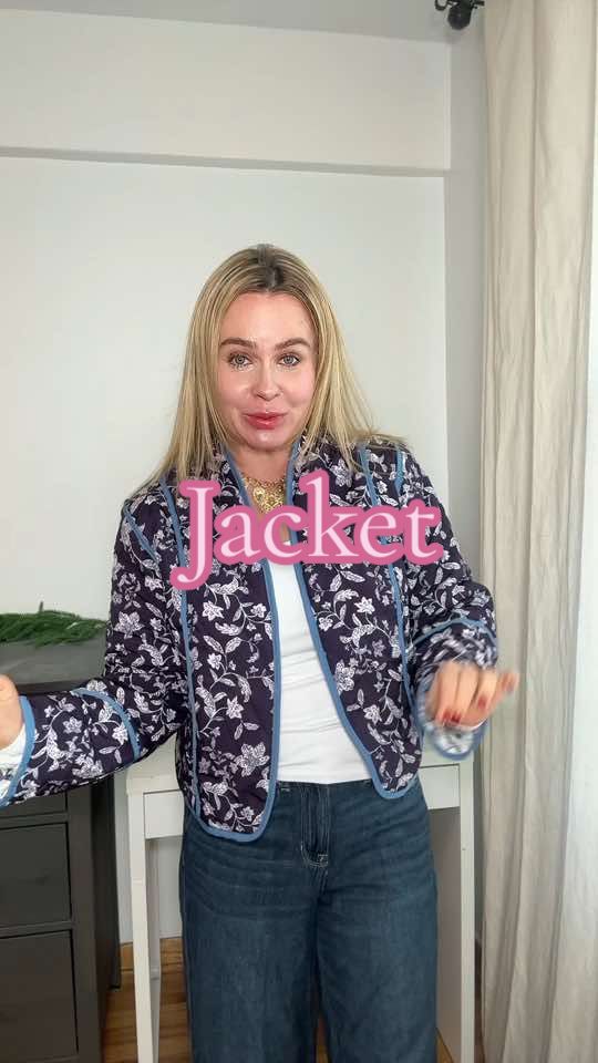 The perfect oversize spring floral jacket that is reversible #OversizedJacket #ReversibleJacket #SpringJacket #FloralJacket #PrintAJacket #QJacket #AffordableJacket #WomenJacket