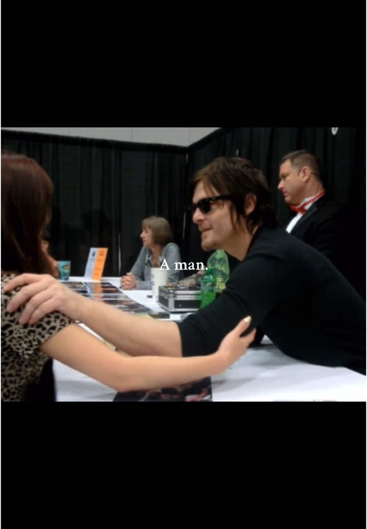 Lucky girl #normanreedus #daryldixon #thewalkingdead #twd 