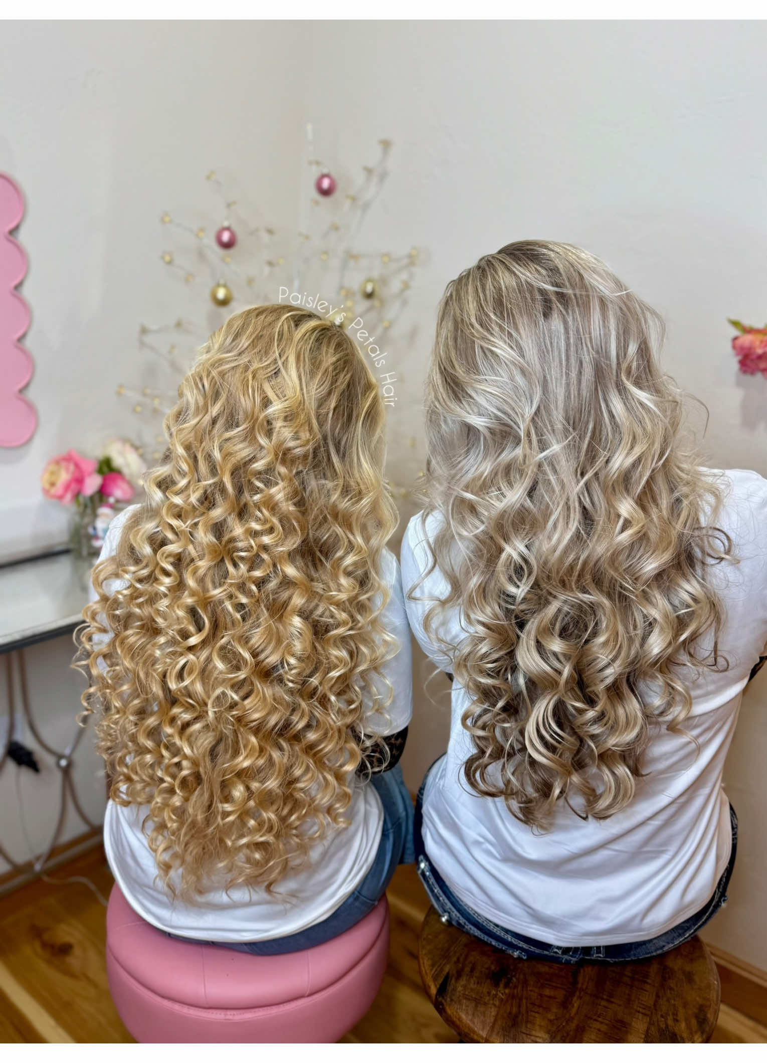 Heatless curls-Mom & me edition! Link in bio! 🎀 #hairdo #heatlesscurls #heatlesswaves #curls #curlyhair #wavyhair #hotd #hairtutorial #hairtok #schoolhairstyles #hairhack #hairinspo #tween #hairvideos #hairoftheday #hairtutorial #daughter #christmas #hairgoals #hairstyle #motherdaughter #mom #relatable #blondie #healthyhair #thickhair #beachwaves #longhairhairtips