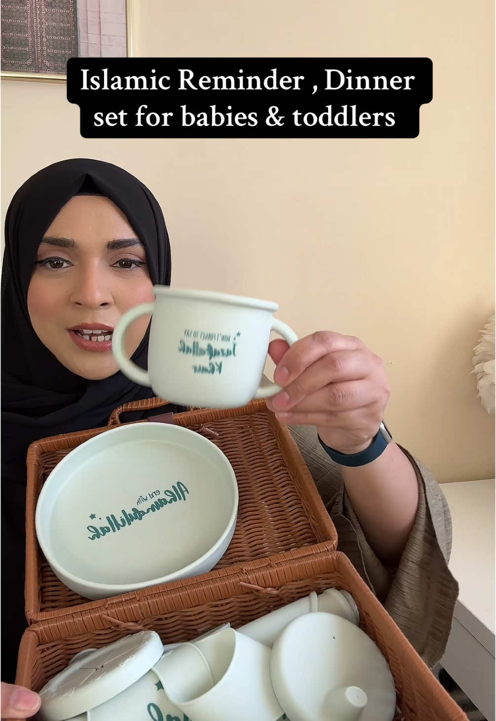 7 piece silicon baby feeding set . I love the Islamic reminder on each piece. Available in 3 colours and comes in this basket for storage .  Click on the yellow bag to order ⬇️ . . . . . #siliconbabybibs #babyfeedingset #babyfeedingproducts #islamicreminder #muslimbaby #babyplate #babyfeeding #tiktokmademebuyit #newborngift #newmumgift @hudcreations 