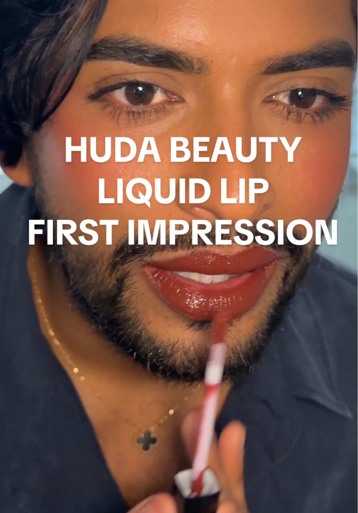 @Huda how have I not tried this yet! 😍 @Huda Beauty  #hudabeauty #hudabeautyliquidlipstick #brownlip #redlipstick #liquidlipstick 