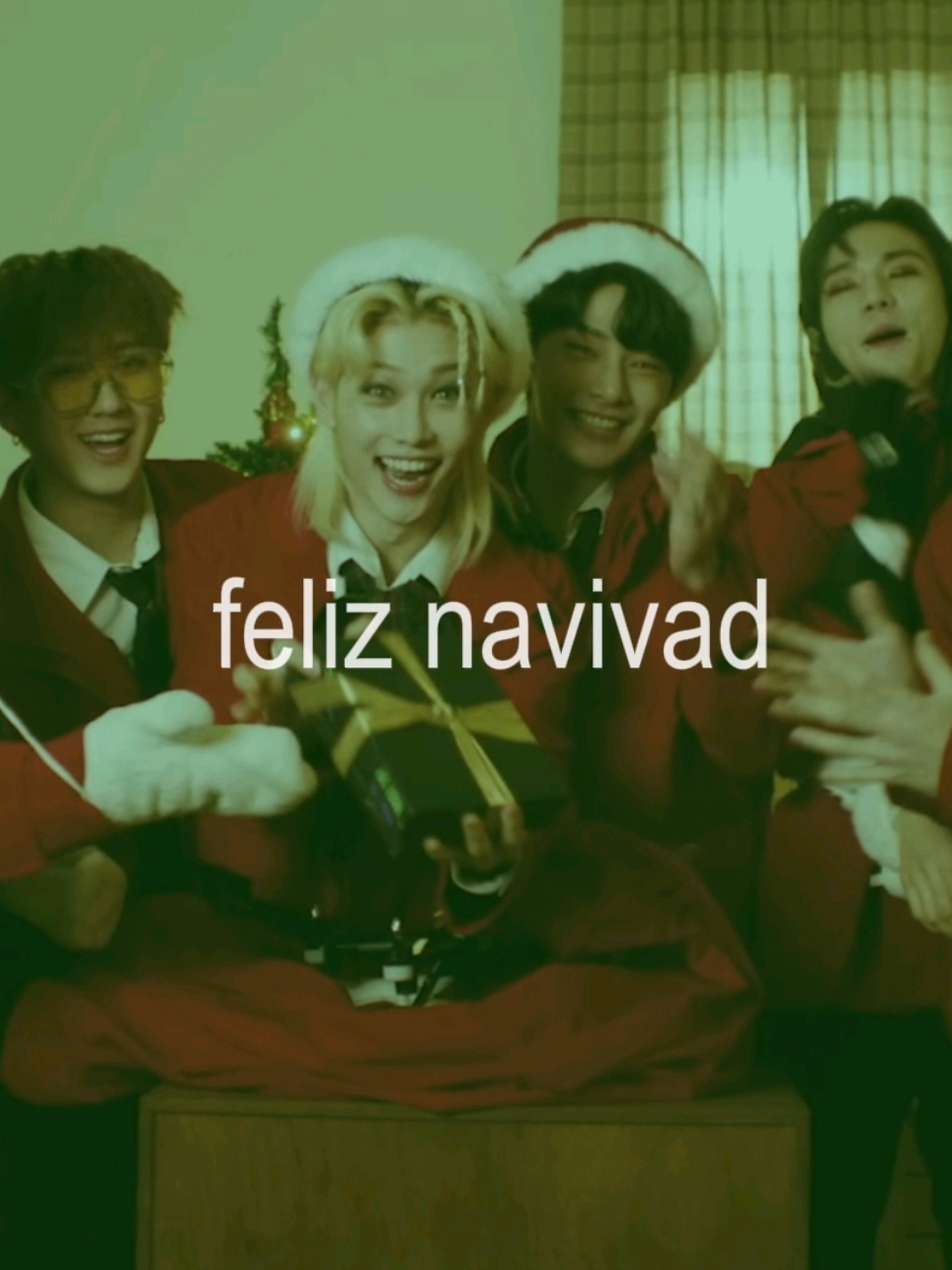 merry christmas to everyone!🎄 #straykids #christmasevel #tradução #tipografia #lyric #viral #foryou #lilibluub 