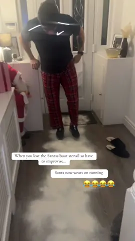 Fail 😂😂. #christmaseve #christmas #christmas2024 #christmastiktok #mumsoftiktok #mumlife 