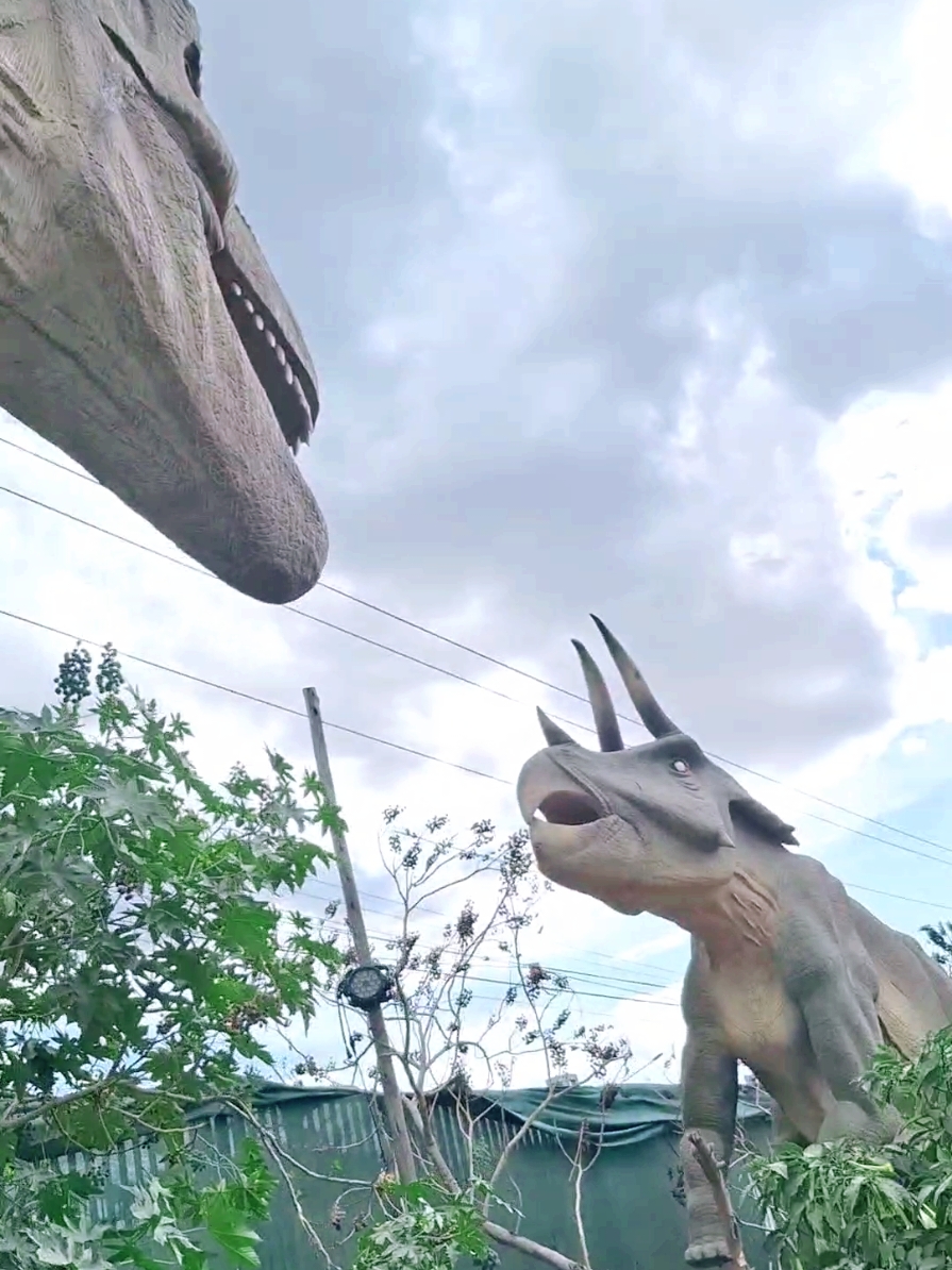 parque de dinosaurios en #cochabamba #bolivia  un #mundo #jurasico  para toda la #familia 