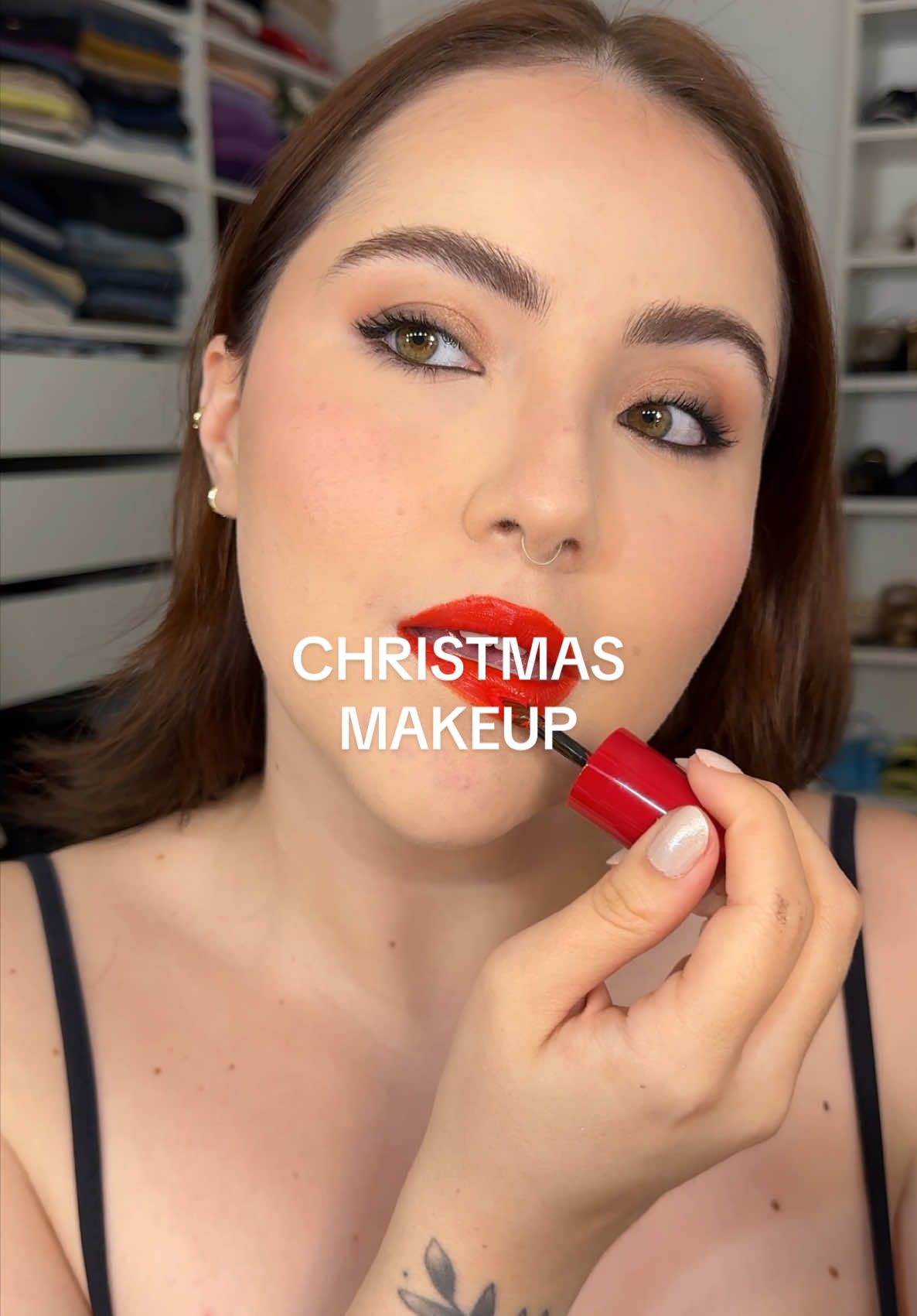 Tutorial da minha make de natal ♡ #tutorialmakeup #christmasmakeup #redlipstick #natal #beleza #fy 