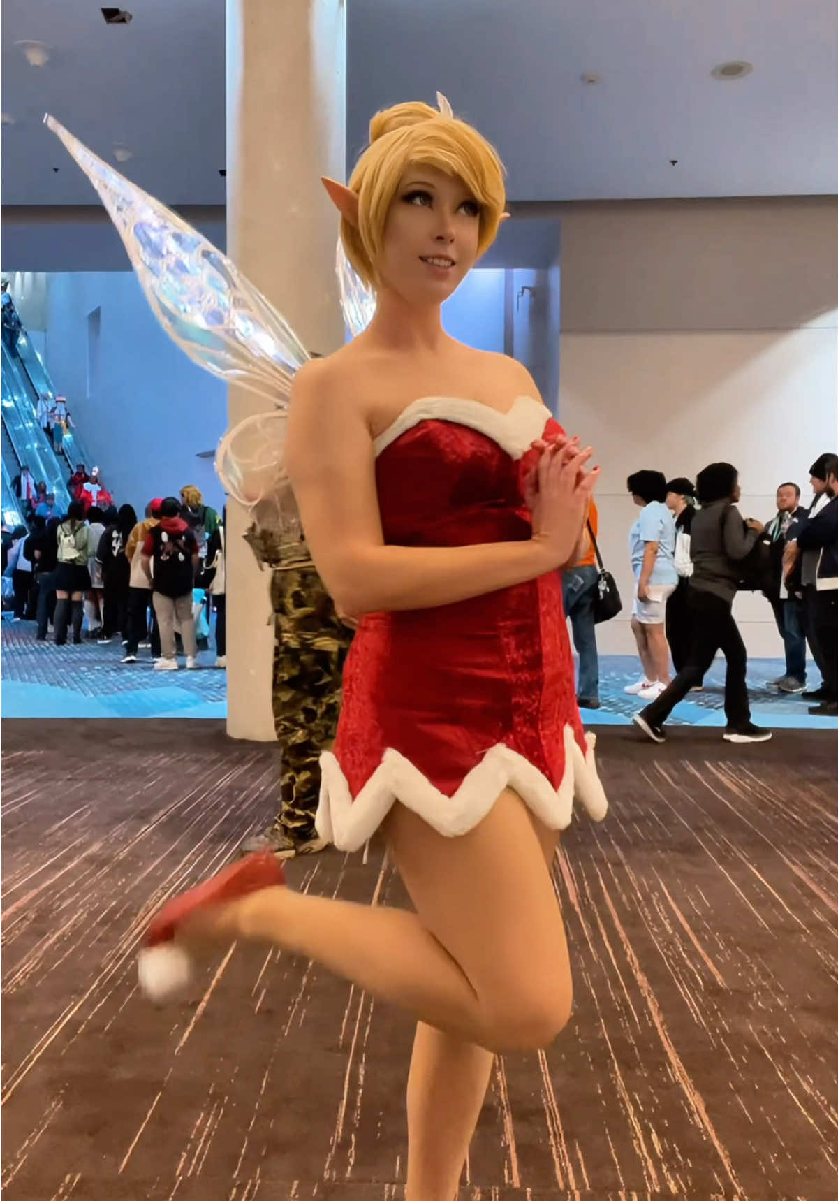 #animeweekendatlanta #awa #animeconvention #animecon #tinkerbell #disney #christmas #xmas #happyholidays #christmastiktok #cosplay #cosplayer 