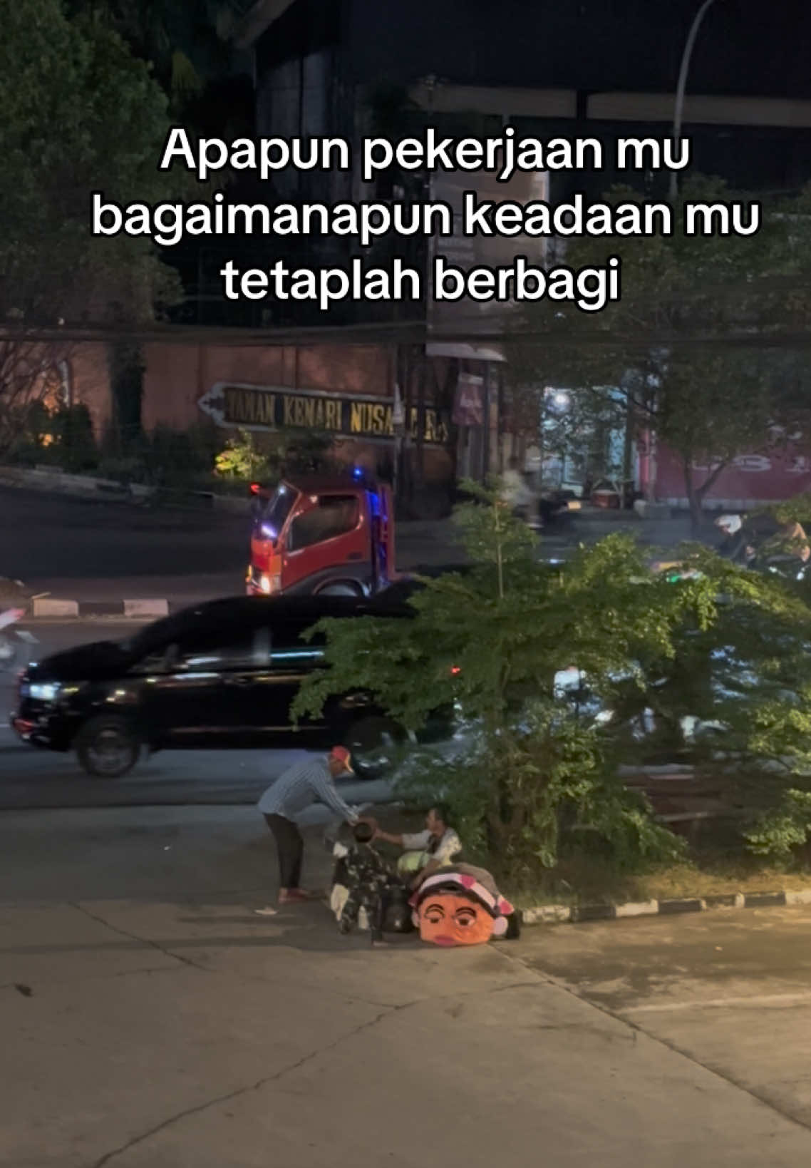 di kerjaan banyak orang baik ternyata di luar kerjaan pun masih banyak orang baik #berbagi #berbagifakta #keren #fypage #4uuu #berandatiktok 