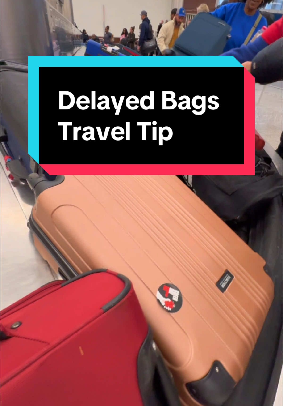 If you’re traveling for the holidays, MAKE SURE to do THIS if your bags are delayed…‼️💰🧳 #delta #travelhacks #traveltok #moneysavingtips #savingmoney 