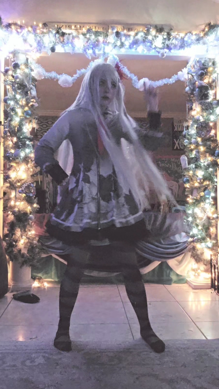 maximalist consumerism final boss #kanadeyoisaki #kanade #kanadeyoisakicosplay #cosplay #fyp #foryou #foryoupage #pjsk #projectsekai #pjskcosplay #vocaloid #dance #pjskdance #explore #viral #cosplayer #cosplaydance #kanadecosplay #nightcord #prsk #prskcosplay 