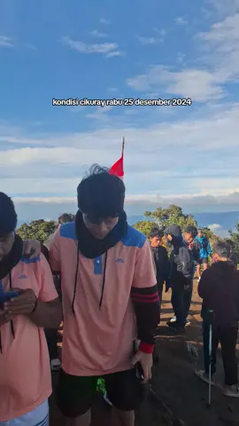 rabu 25 desember 2024#cikuraymountain #cikuray_2821mdpl #sapaguci #fyp #garutjawabarat 