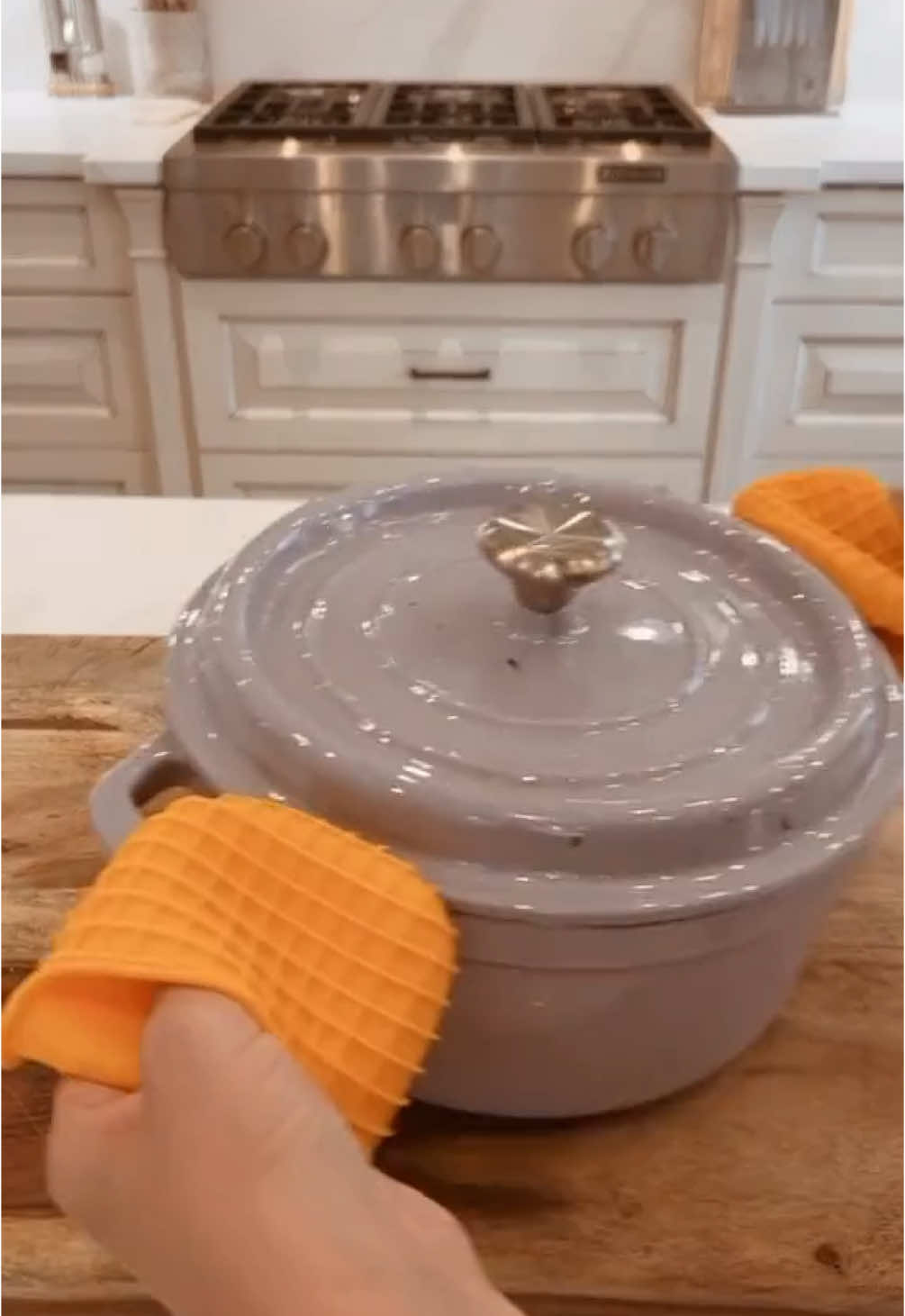 My fave way to cook homemade 🧑‍🍳 #amazonfinds #crockpot #homemade #EasyRecipes #amazondeals #CookingHacks #amazonfinds2024 #mealideas #dutchoven