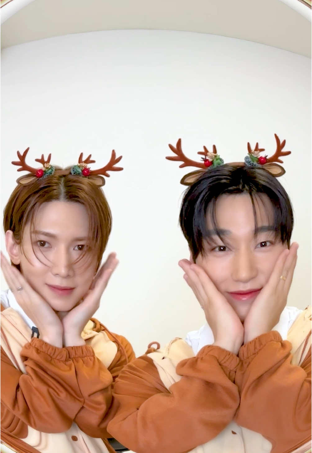 Merry Christmas 🎄✨ #ATEEZ #에이티즈 #YEOSANG #여상 #SAN #산 #MINGI #민기 #JONGHO #종호